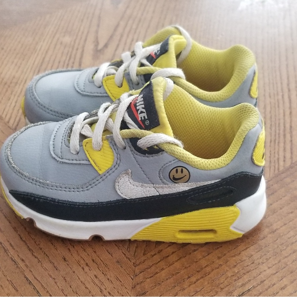 Nike Gray and Yellow Sneakers with Air Max Cushioning